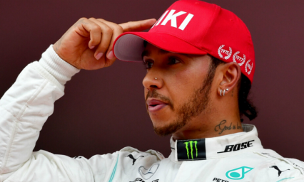 Hamilton niega que se vaya a Ferrari y manifest&oacute; su amor a Mercedes