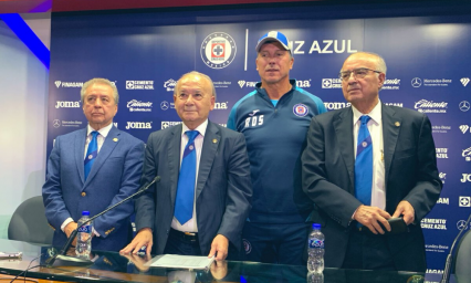 Hacienda aclara porqu&eacute; congel&oacute; cuentas de directivos del Cruz Azul
