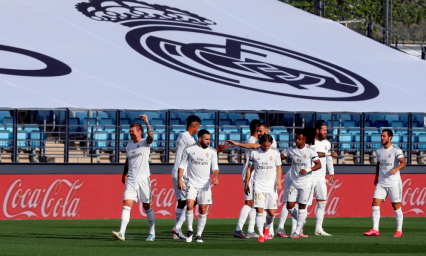 El Madrid vence al Eibar 3-1 y se aferra a la pelea por el título