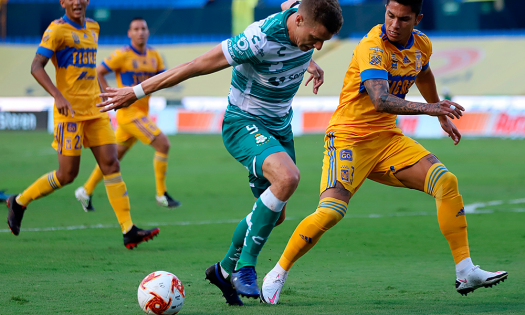 2-0. Nicolás López anota en victoria de Tigres UANL sobre Santos Laguna