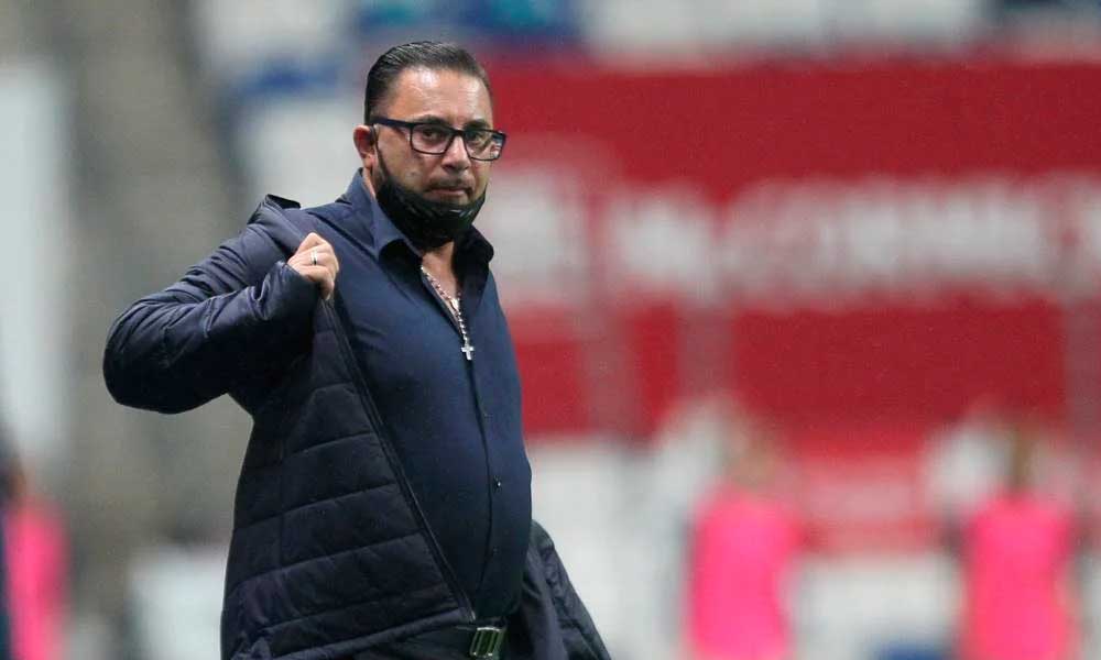 El Monterrey despide a su entrenador Antonio Mohamed
