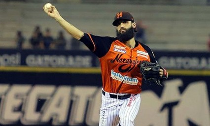 Hernández encabeza triunfo de los Naranjeros en Liga del Pacífico