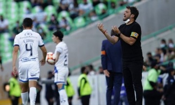 El Puebla tiene que bañarse de humildad en la Liguilla: Larcamón