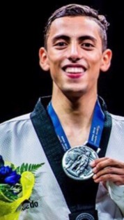 Carlos Navarro gana primera medalla para México en mundial de Taekwondo