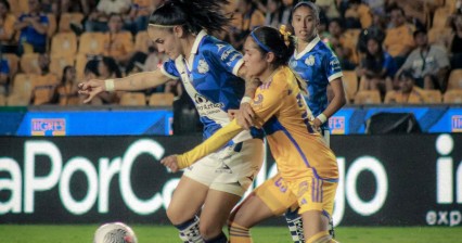 GOLEADAS EN SU DEBUT: Club Puebla femenil pierde ante Tigres