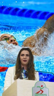 CONADE pretende eliminar la Federación Mexicana de Natación