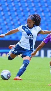 Las Franjitas firman sus primeros tres puntos con "lluvia" de goles en el Cuauhtémoc