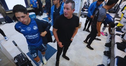 Carbajal dirigirá al Puebla ante Xolos tras error con Gerardo Espinoza