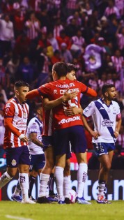 Chivas corta racha invicta a La Franja con gol de chilena incluido