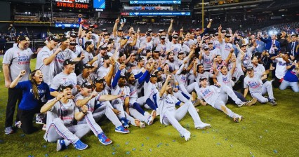 Los Rangers conquistan su primer título MLB al vencer a Diamondbacks