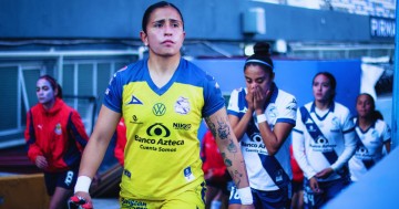 Karla Morales, arquera del equipo poblano. 