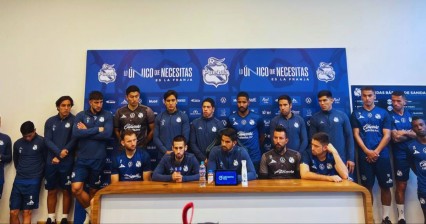 Inaudito: jugadores del Club Puebla ofrecen conferencia de prensa para “pedir disculpas”