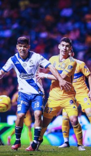 Puebla mejora en el planteamiento, pero Tigres se impone en el Cuauhtémoc