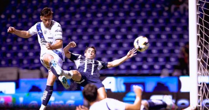 ¡En caída libre! Club Puebla perdió ante Rayados en la reanudación del Apertura 2024