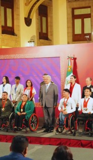 AMLO entrega estímulos económicos a los medallistas Olímpicos y Paralimpicos de París 2024