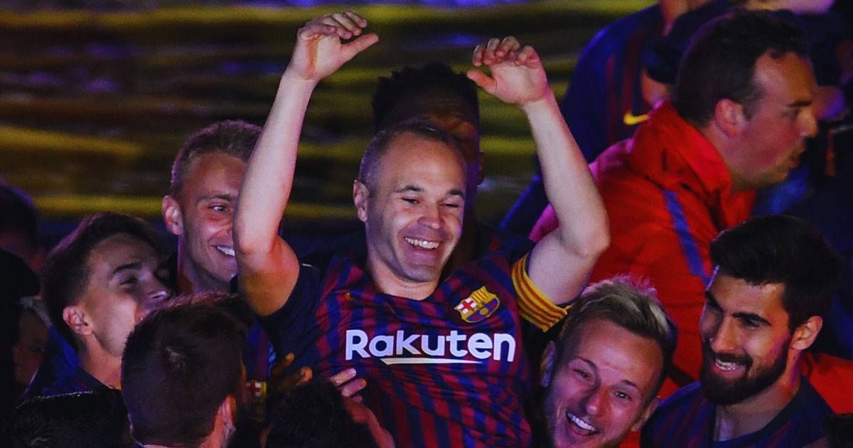 Iniesta siempre portó el número 8 con el Barça.