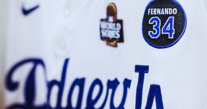 Dodgers anuncia parche especial en memoria del Toro Valenzuela