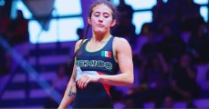 Luchadora mexicana Zeltzin Guerra se alza con la plata en Campeonato Mundial 