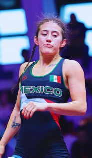 Luchadora mexicana Zeltzin Guerra se alza con la plata en Campeonato Mundial 