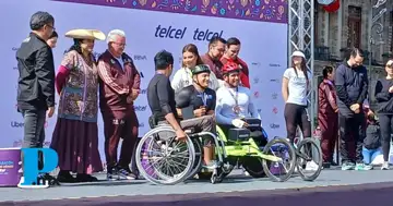 Alan Frías y Gonzalo Valdovinos subieron al podio del Maratón Internacional de la Ciudad de México 2025