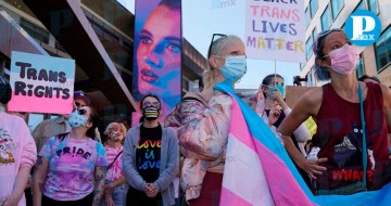 Chismecito: ¿Por qué la comunidad LGBTQ+ está molesta con Netflix? 