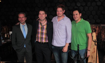 Empresarios celebran alianza post torneo