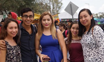 Realizan feria mexicana