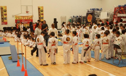Realizan abierto de taekwondo infantil en Puebla