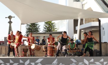 Vibran al ritmo de las percusiones 