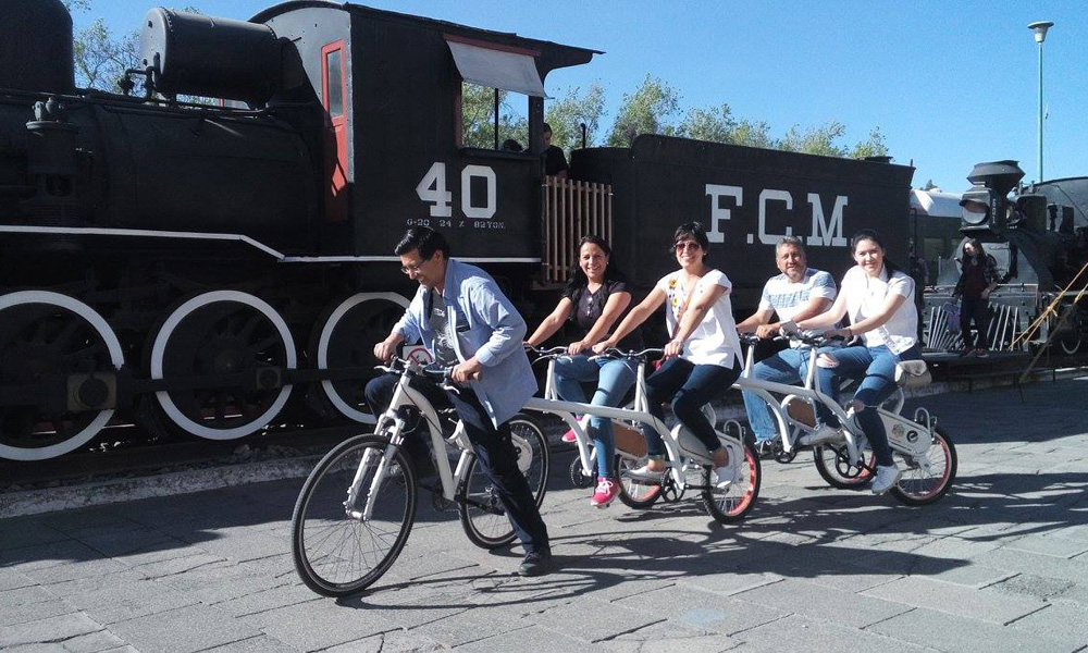 Acuden poblanos a festival ciclista