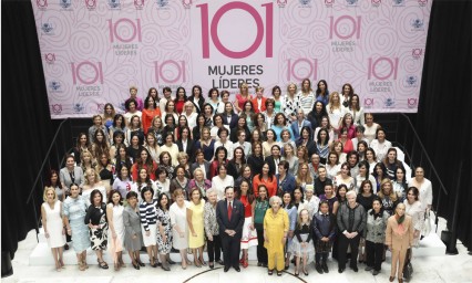 Acuden al encuentro 101 Mujeres Líderes
