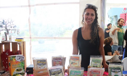 Familias disfrutan con la Feria Vegana