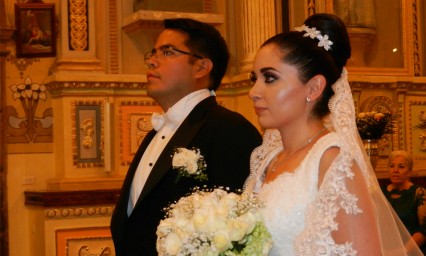 Se casan Paola Fern&aacute;ndez y Juan Pablo Mar&iacute;n