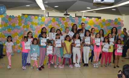 Un cierre de cursos de verano muy a la moda