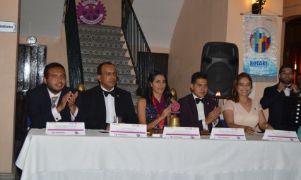 Toma de protesta de Club Rotaract Puebla Colonial