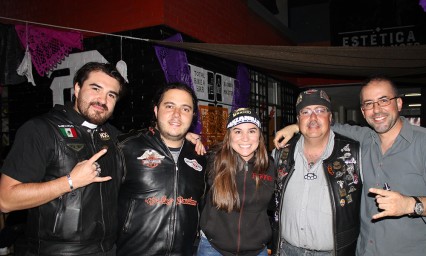 Choppers poblanos celebran el d&iacute;a de muertos