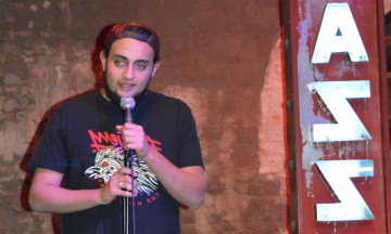 Gozan asistentes una gran noche de comedia