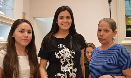 Inauguran hermosa tienda de joyer&iacute;a