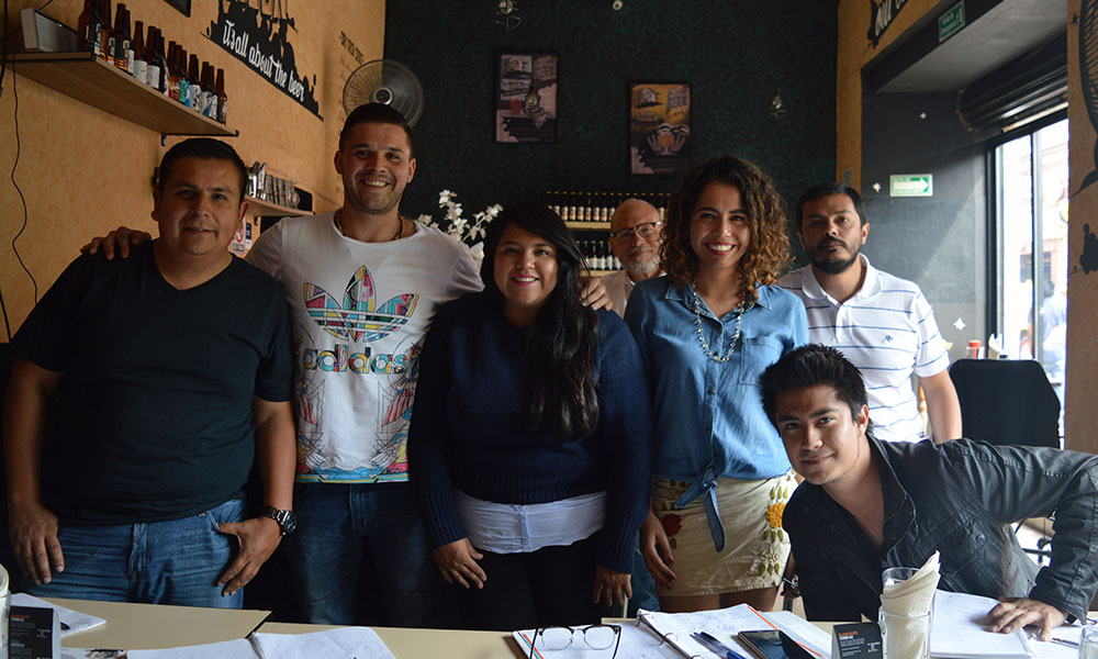 Asisten a cursos de cerveza artesanal