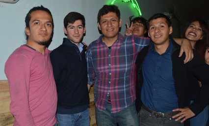 &iexcl;Fiesta de aniversario!