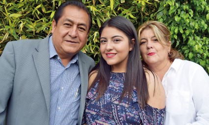 Dominique Alejandra, celebra a lo grande