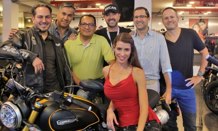 Exhiben modelos de motocicletas