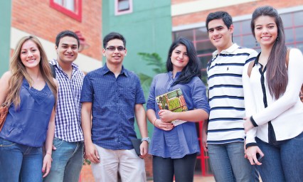 Estudia administración y conviértete en un líder