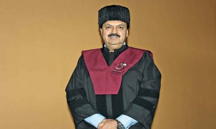 Otorgan Honoris Causa a personalidades mexicanas