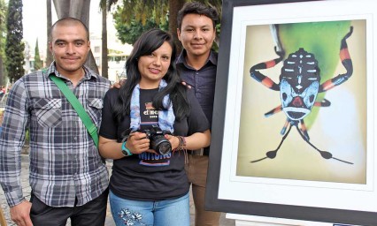 Poblanos disfrutan de exposición fotográfica