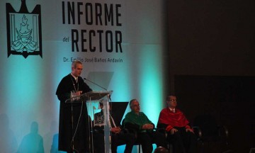 Rinde informe de actividades Emilio Baños 