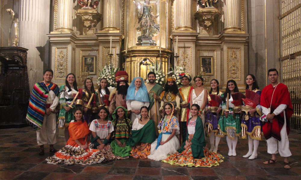 Brindan concierto navideño en la catedral de Puebla