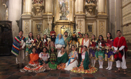 Brindan concierto navideño en la catedral de Puebla