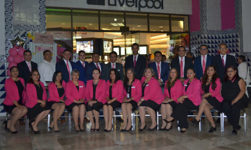 Llega Liverpool a Plaza Crystal