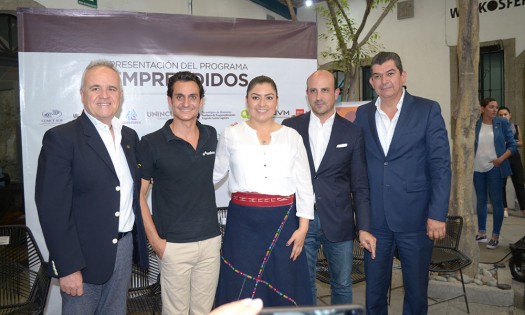 Buscan apoyar a emprendedores poblanos